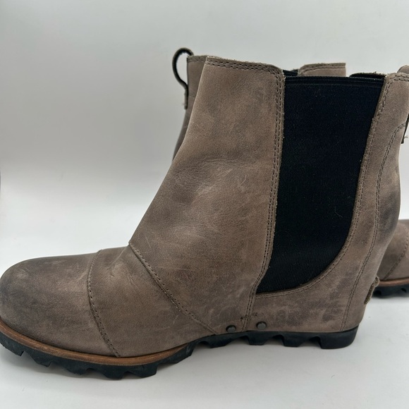 Sorel Lea Ankle Boots Wedge Heels Leather Pull On Gray Women's Size 7 US booties - Picture 2 of 9
